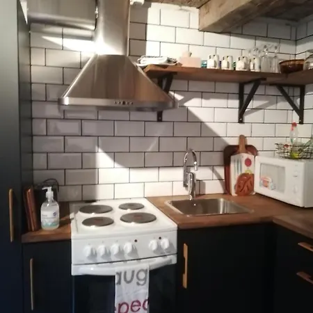 Tyynynpaikka 펜션 탐페레